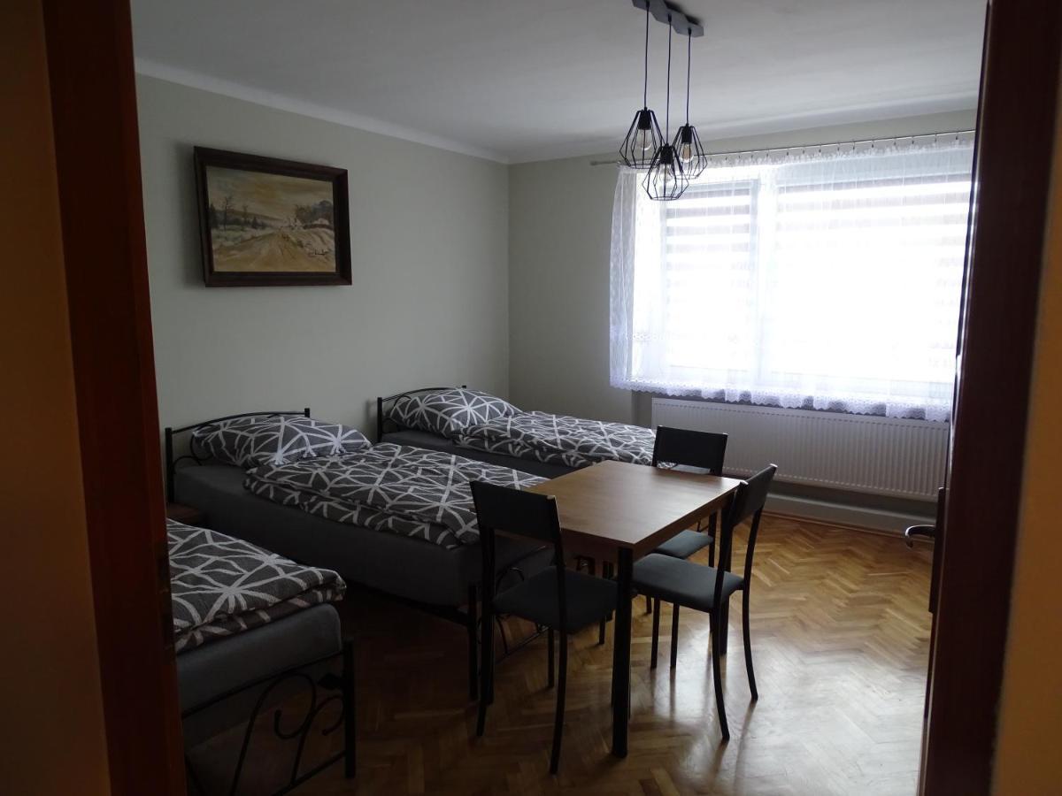 Mieszkania Pracowniczo-Turystyczne Zelazna  Extérieur photo