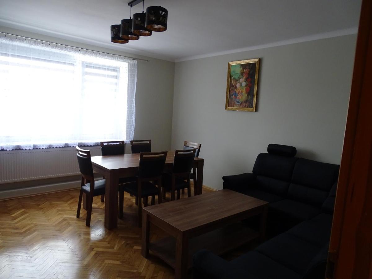 Mieszkania Pracowniczo-Turystyczne Zelazna  Extérieur photo